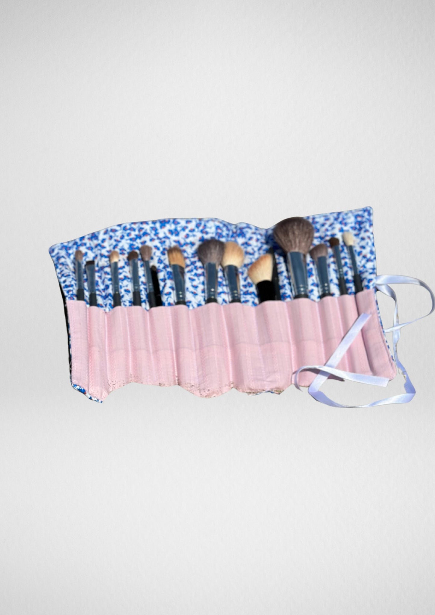 Fabric Brush Roll PDF Sewing Pattern — DIY Makeup Organiser — Friedlies