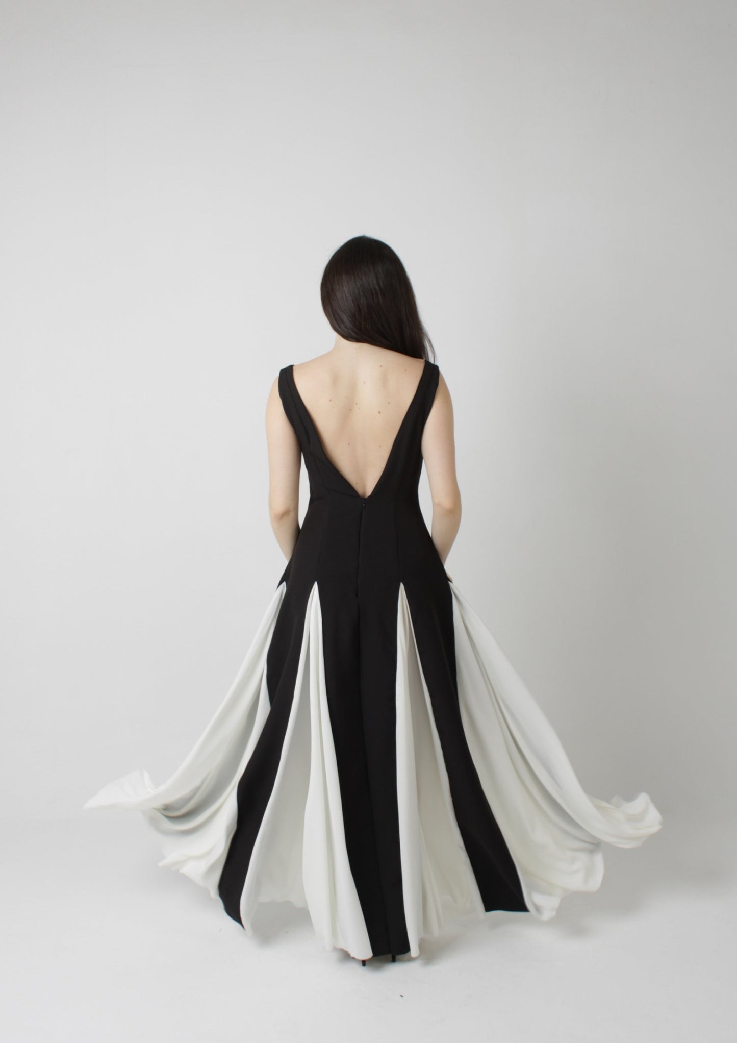 V-Neck Maxi Dress with Godet Skirt PDF Sewing Pattern — Alessandra — Friedlies