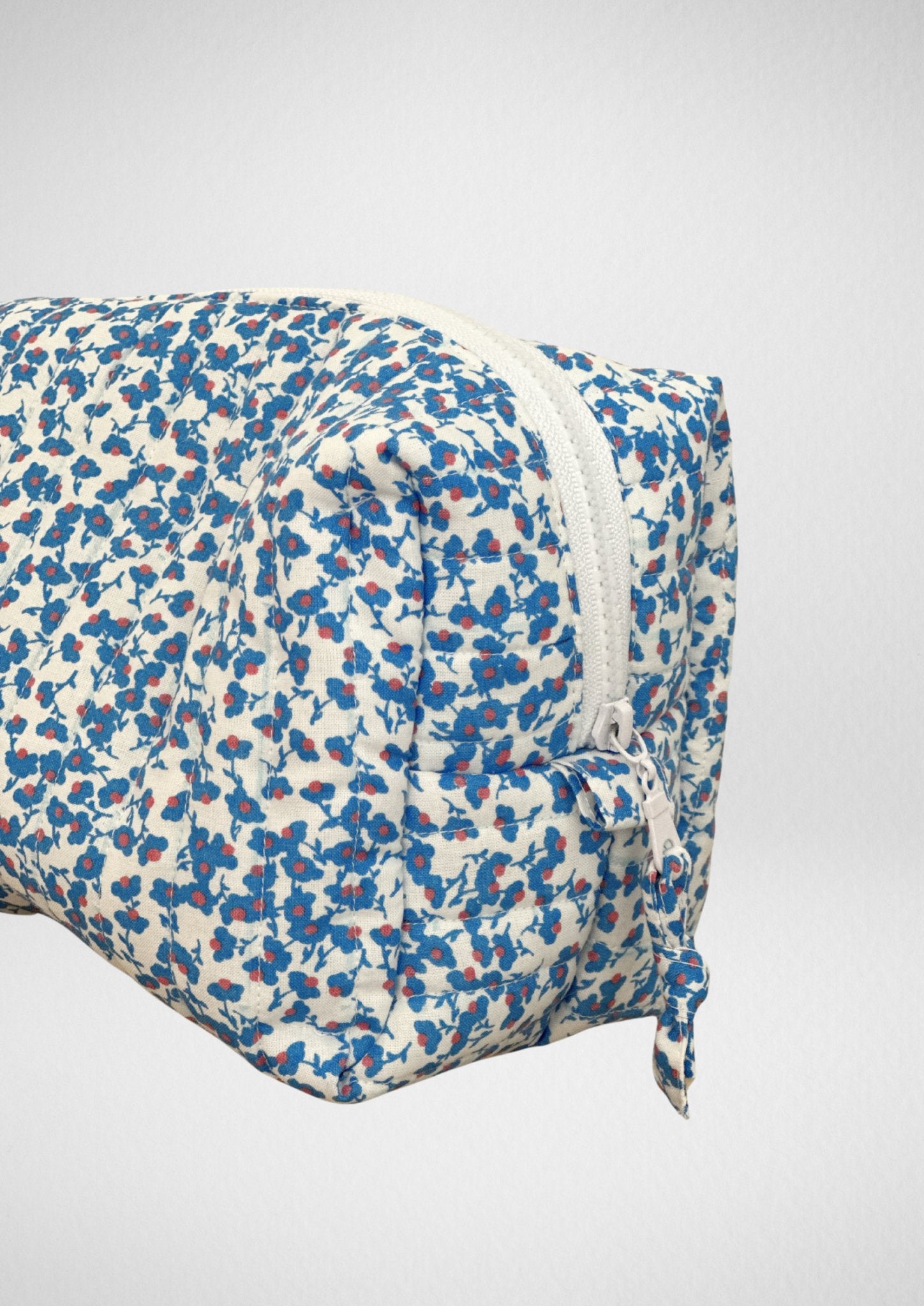 Zippered Makeup Bag PDF Sewing Pattern — Beginner Cosmetic Pouch — Friedlies